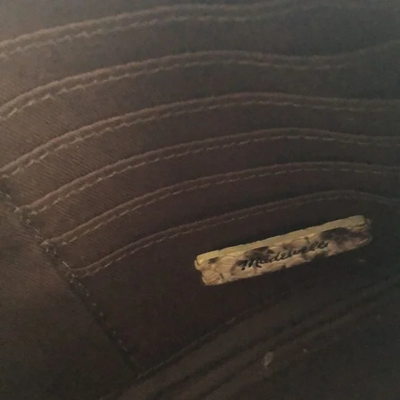 Madewell Leather clutch zipper closure snakeskin design change purse 7 card slot - Picture 4 of 7